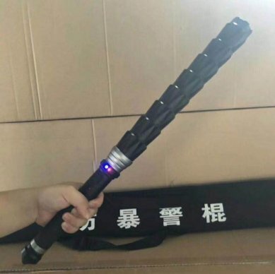 高壓防狼電擊棒的使用注意事項？