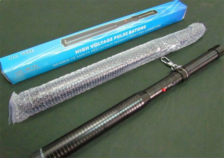 新款2110型超高壓保安巡邏防身電棍
